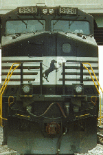 8938.gif (25521 bytes)