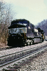 8944.gif (31093 bytes)